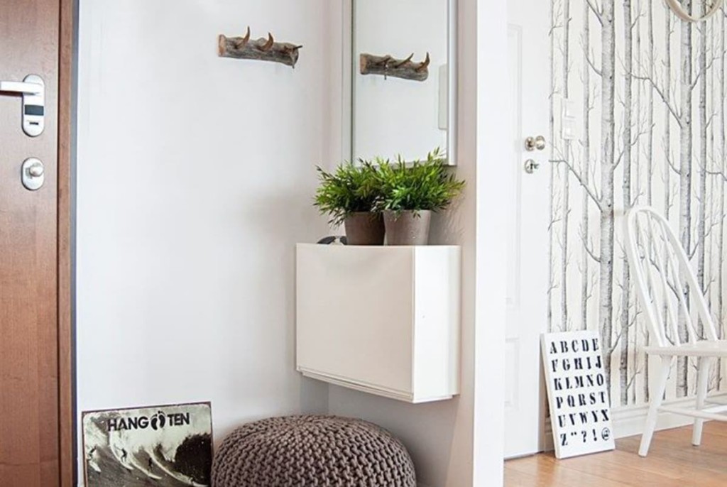 ikea-hacks-to-rescue-cluttered-entryways